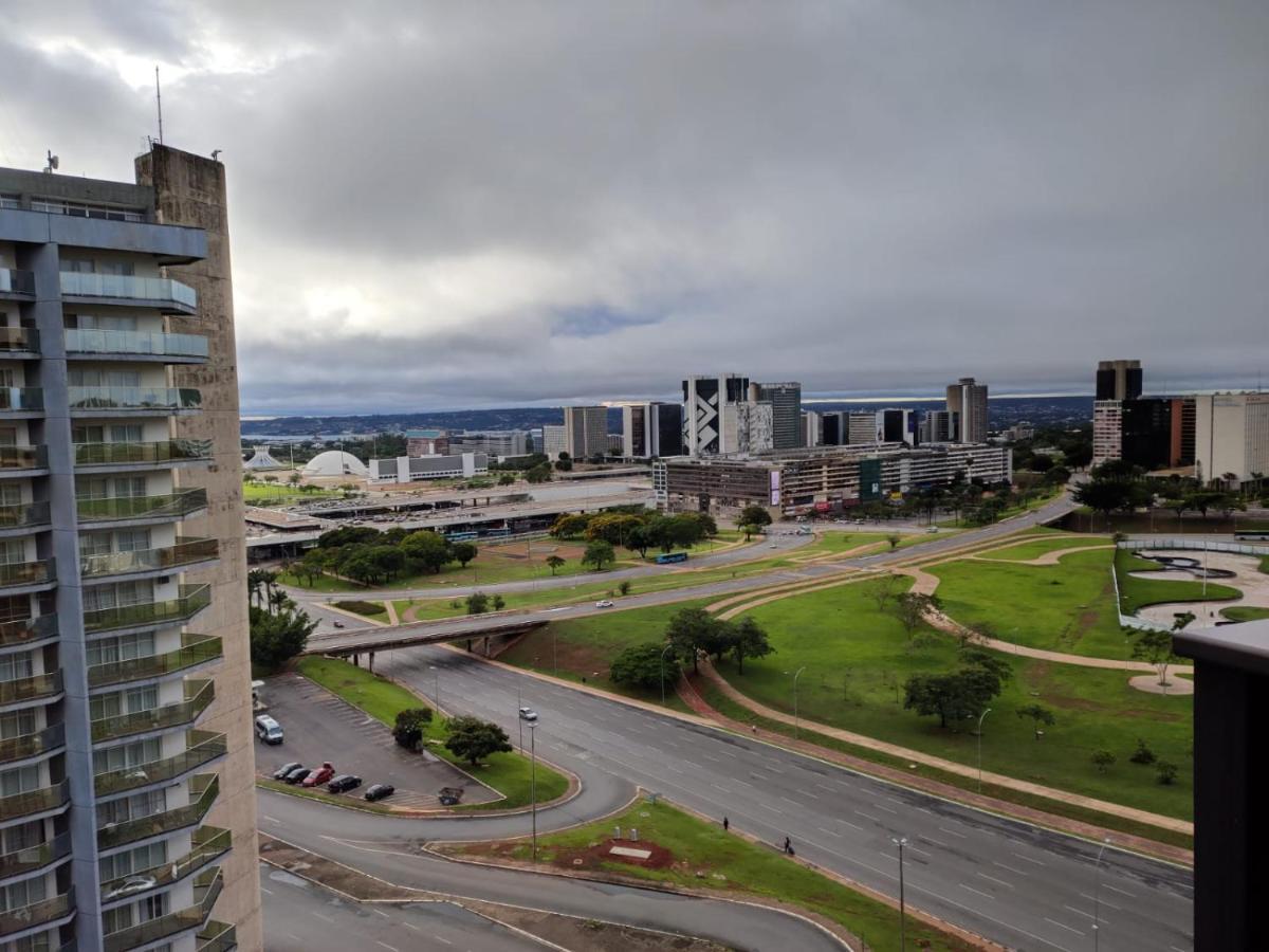 Evandro Apart Hotel Brasilia Exterior photo